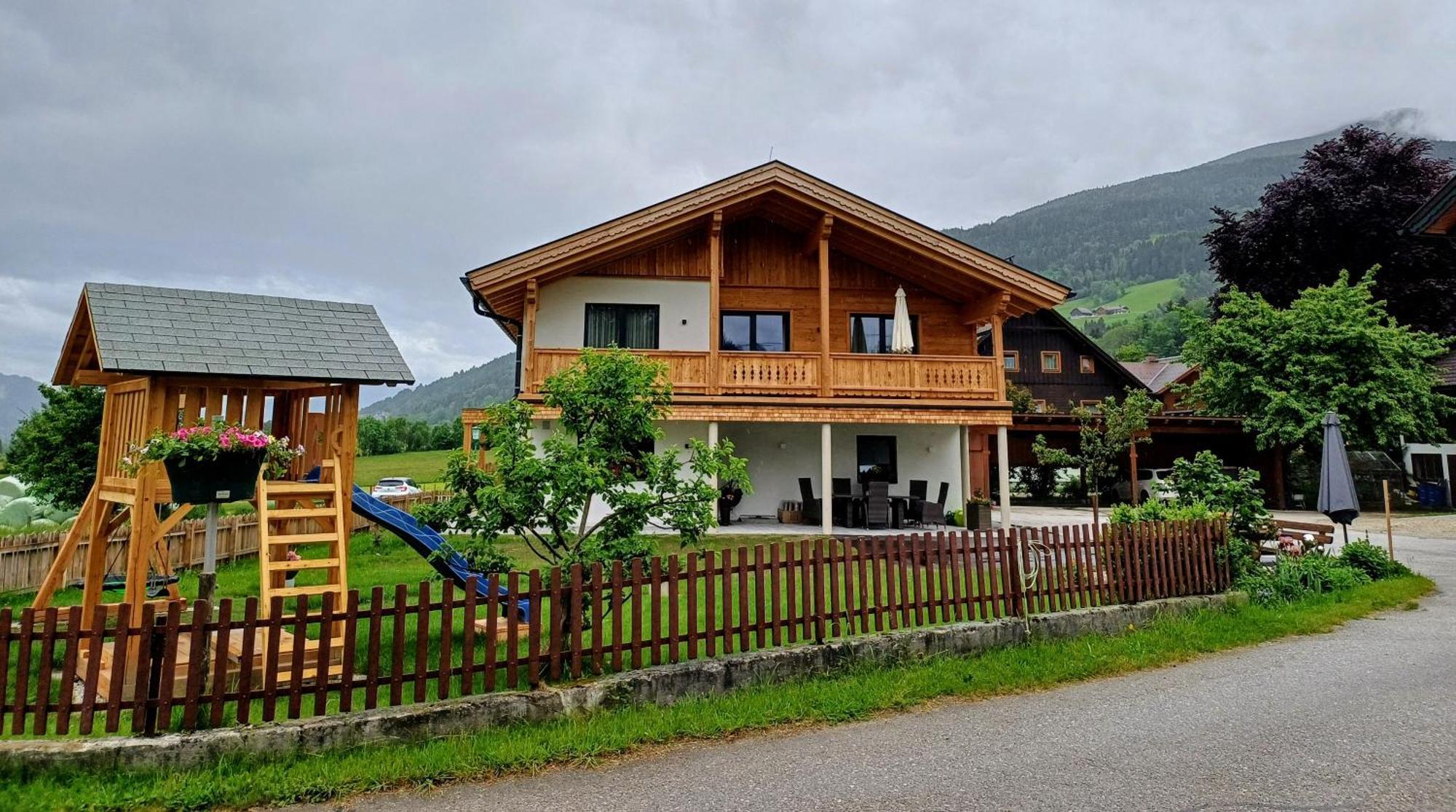 Apartments Haufhof , Haus Im Ennstal Bei Schladming Exterior foto