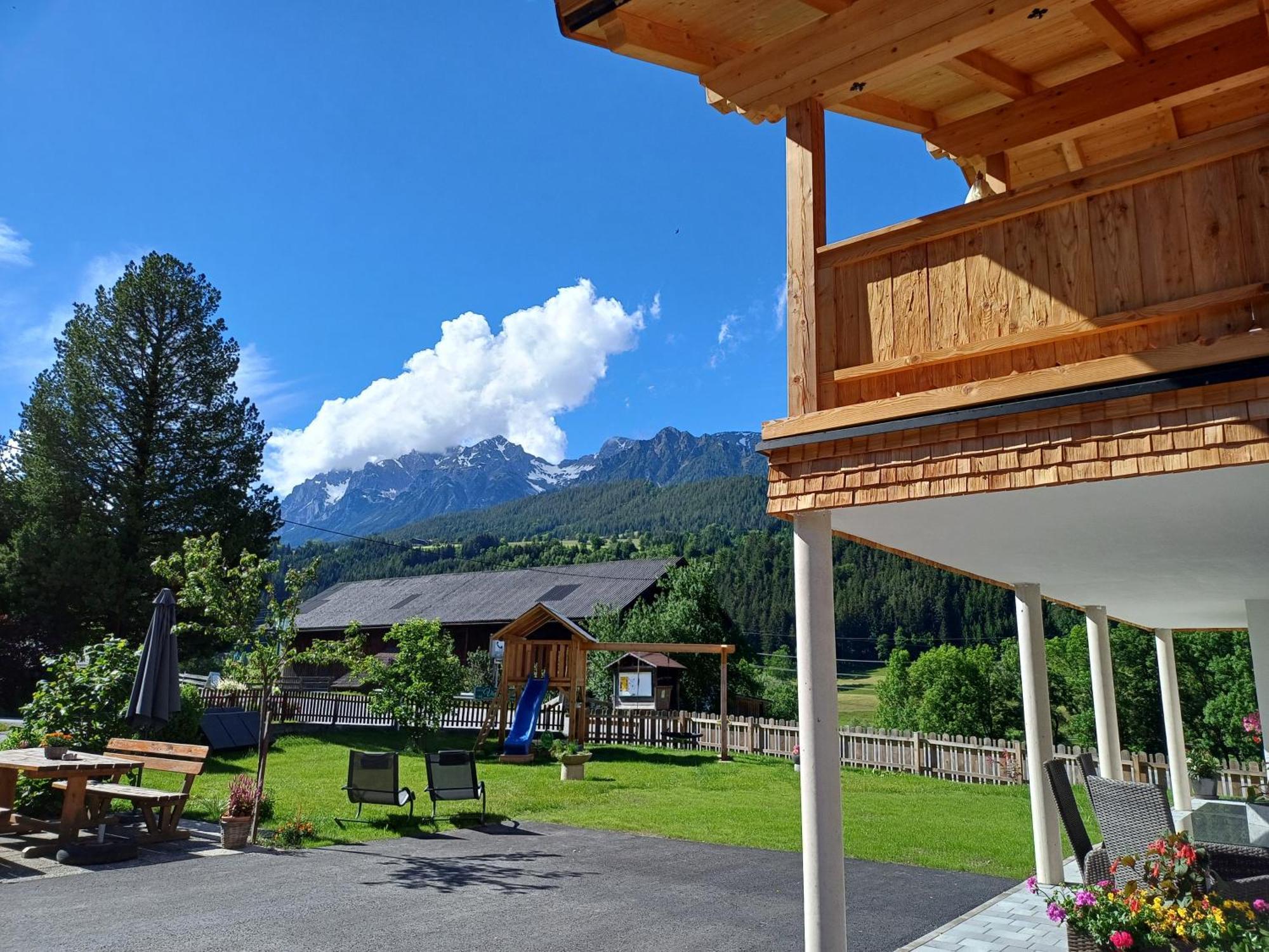Apartments Haufhof , Haus Im Ennstal Bei Schladming Exterior foto